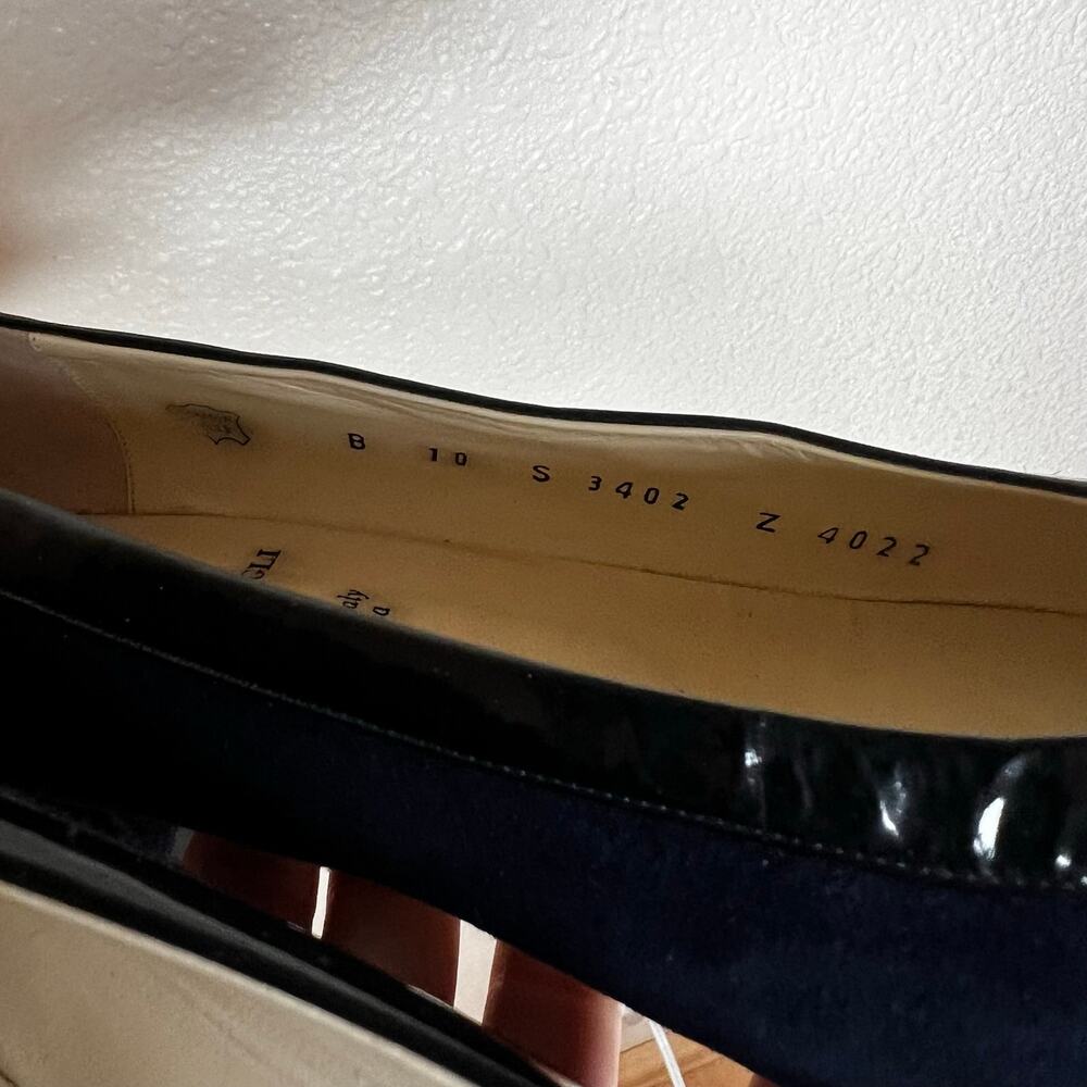 Bruno Magli Dark Navy Blue Suede Patent Leather trim Pumps WOMENS 10 B - Picture 5 of 7